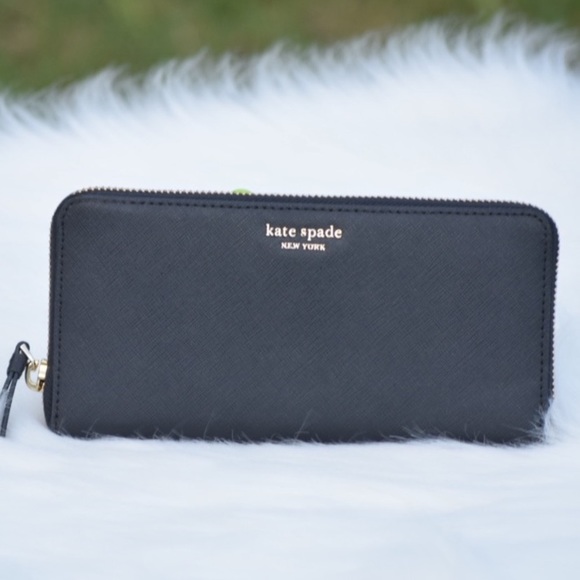 kate spade Handbags - Kate Spade Cameron Large continental Wallet